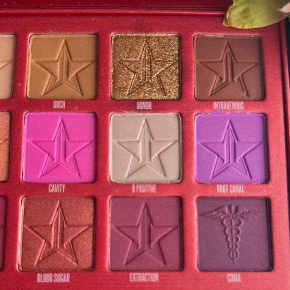 🌟Host Pick🌟💄 Jeffree Star Cosmetics — Blood Sugar Palette (18 Shades) | NIB - Picture 5 of 7